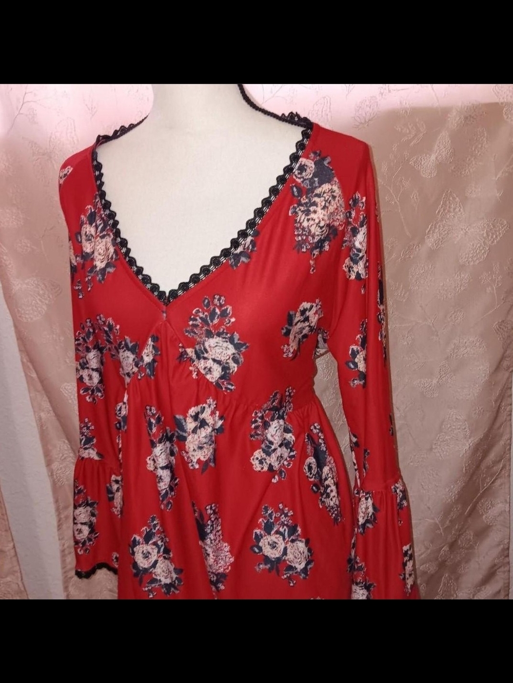 No Boundaries Pephlum Floral Long Sleeve Top